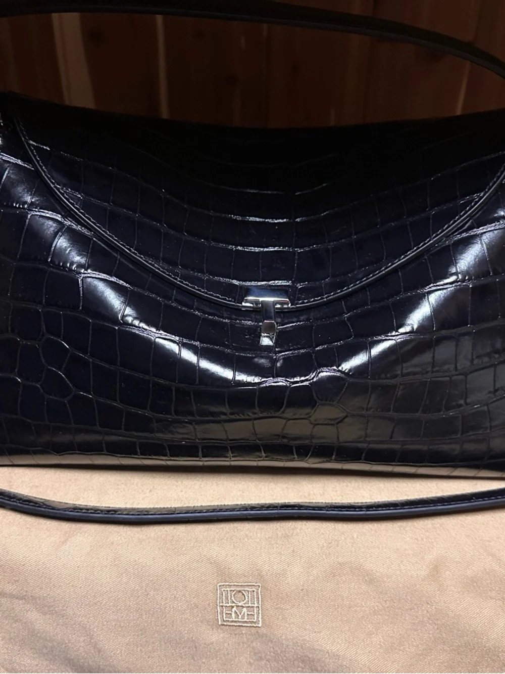 BRAND NEW! BLACK AND SILVER TOTEME T-lock croco-embossed top handle - Picture 9 of 16